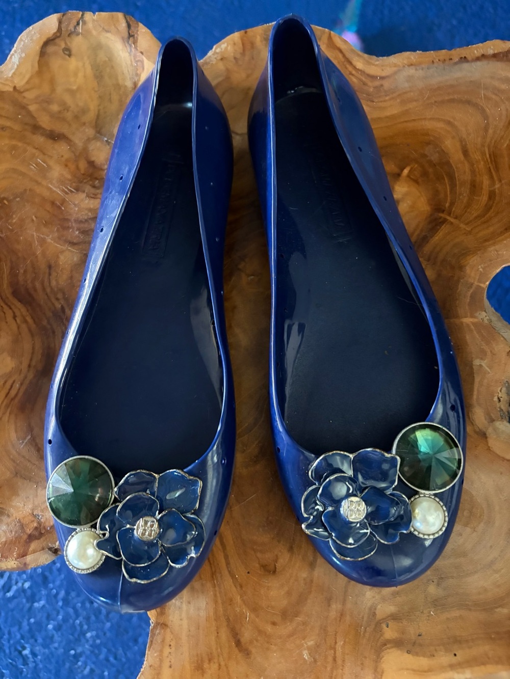 BCBGMAXAZRIA Navy Jelly Ballet Flats – Crystal & Pearl Flower Detail